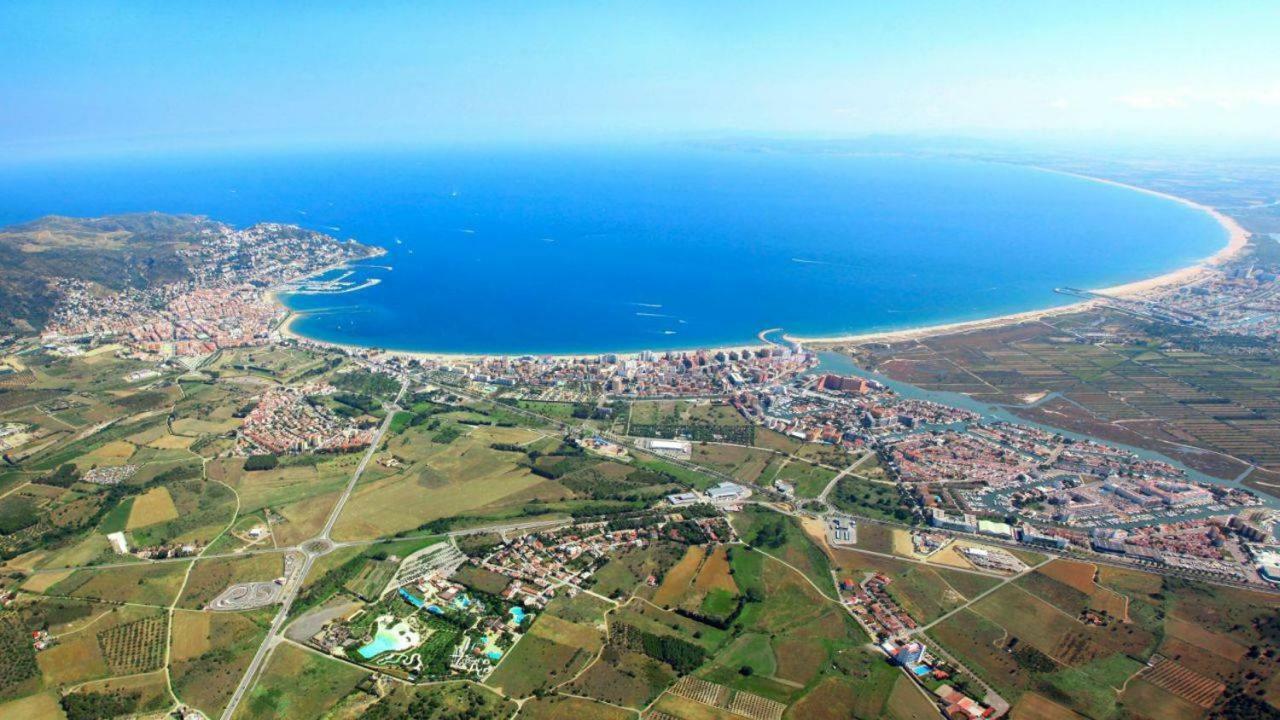 Apartment Holidays Royal Marine