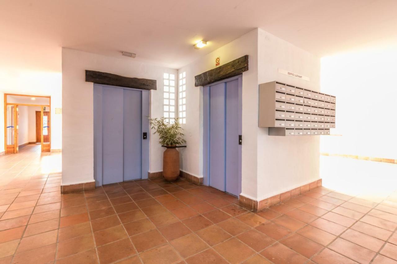 Apartment Holidays Royal Marine